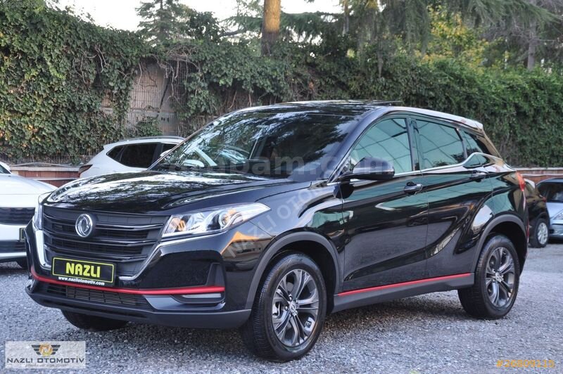 Galeriden DFSK Fengon 500 2023 Model İstanbul 37.000 km Siyah