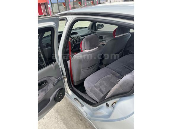  Clio 1.6 RXT 1999 Model 