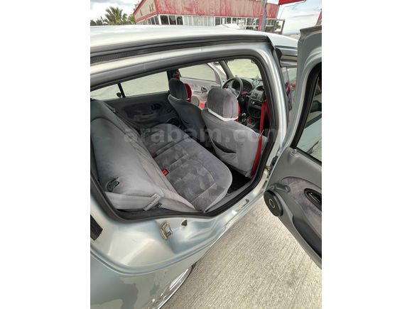  Clio 1.6 RXT 1999 Model 