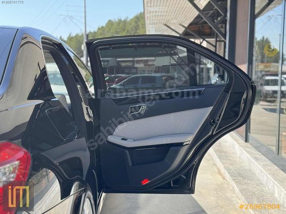 MERCEDES BENZ E350 CDI 4MATİC BLUE EFFICIENCY OTOMATİK-TRAMERSİZ