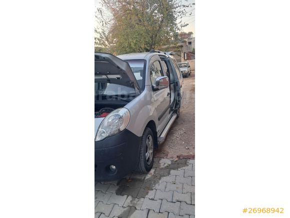 Acil satılık Sahibinden Renault Kangoo Multix 1.5 dCi Authentique 2010 Model