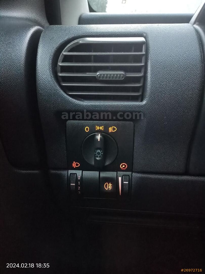 Sahibinden Opel Corsa 1.2 Twinport Enjoy 2005 Model Bolu 154.450 km Gri (Gümüş) 7