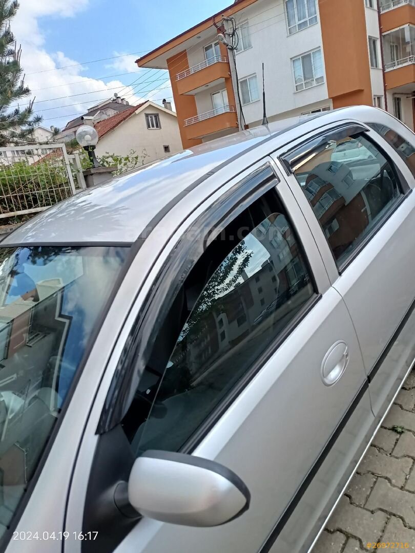Sahibinden Opel Corsa 1.2 Twinport Enjoy 2005 Model Bolu 154.450 km Gri (Gümüş) 3