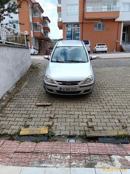 Sahibinden Opel Corsa 1.2 Twinport Enjoy 2005 Model Bolu 154.450 km Gri (Gümüş)