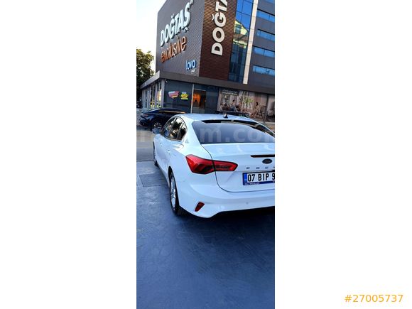 Sahibinden Ford Focus 1.5 TDCİ Trend X 2020 Model