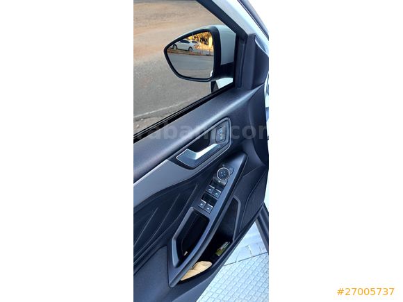 Sahibinden Ford Focus 1.5 TDCİ Trend X 2020 Model