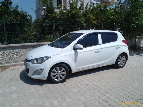 Sahibinden Hyundai i20 1.4 CRDi Jump 2014 Model