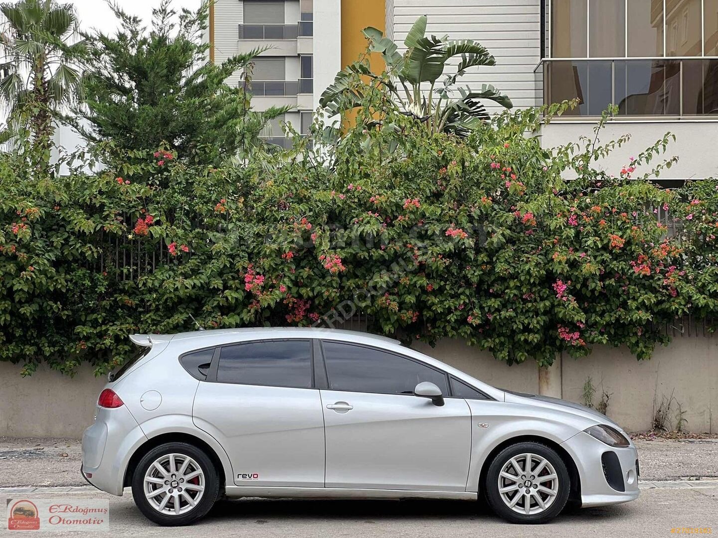 Galeriden Seat Leon 2.0 TFSI Sport Up 2006 Model Antalya 222.000 km Gri 2
