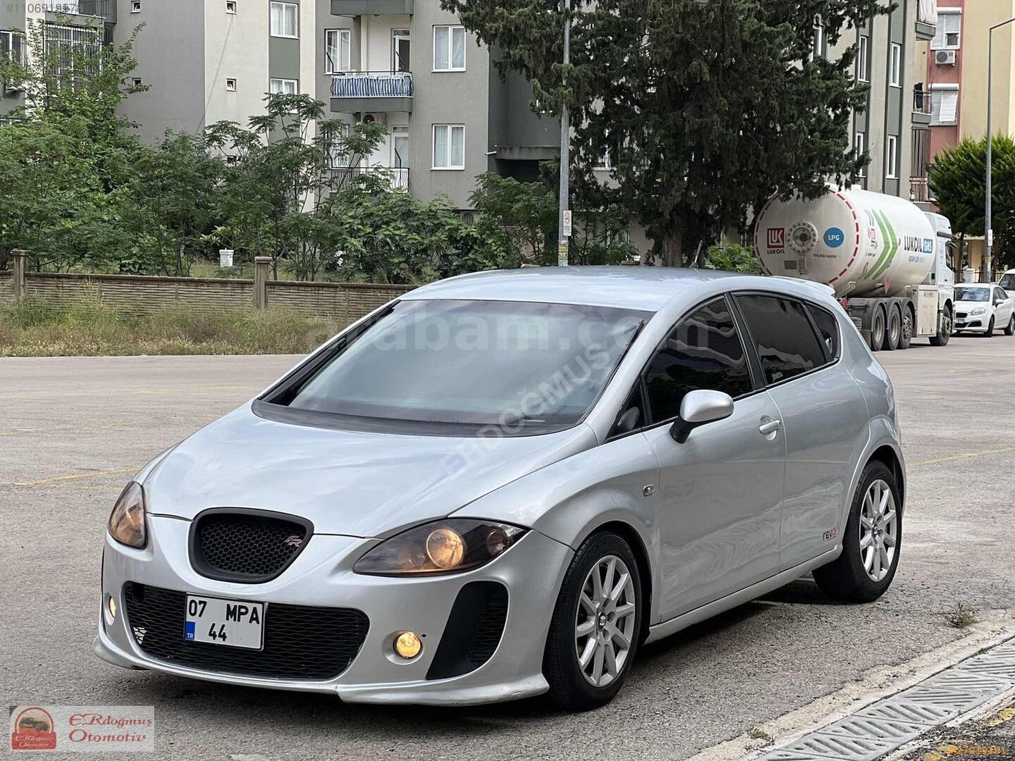 Galeriden Seat Leon 2.0 TFSI Sport Up 2006 Model Antalya 222.000 km Gri 7