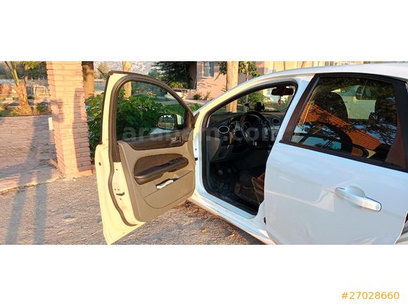 Sahibinden Temiz AİLE Aracı 2009 Ford Focus