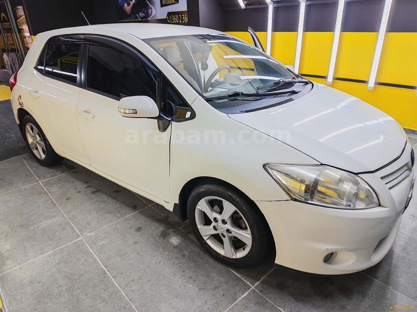 Öğretmeden Toyota Auris 1.4 D-4D Comfort Plus 2012 Model 1