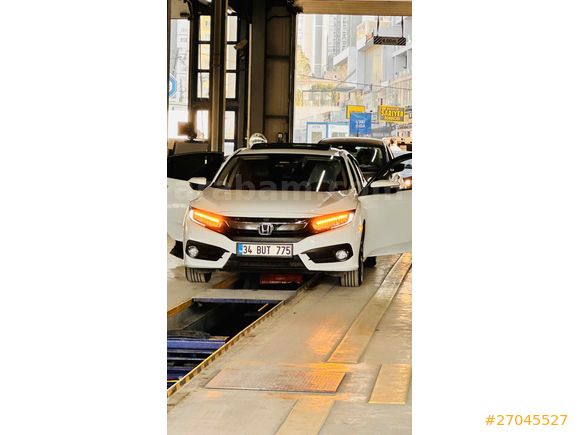 
Yetkili servis Bak.Honda Civic 1.6 i-VTEC Eco Executive 2019 Çıkışlı
