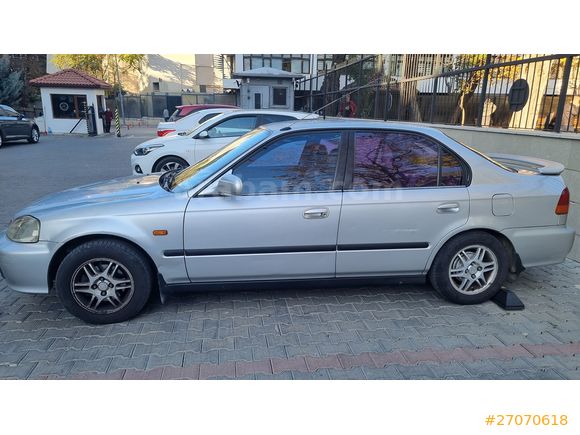 Sahibinden 2001 Otomatik Honda Civic 1.6 i ES Güvenlik Paket