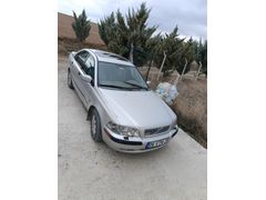 Sahibinden Volvo S40 1.8 2001 kilama ve sanruf aktif Model muane yeni yapil arabanın trigeri yağ kaçakları balata diskler yağsuyu filtresi her şeyi yi
