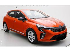 Kiralık 2024 Model Renault Clio Evolution otomatik İstanbul
