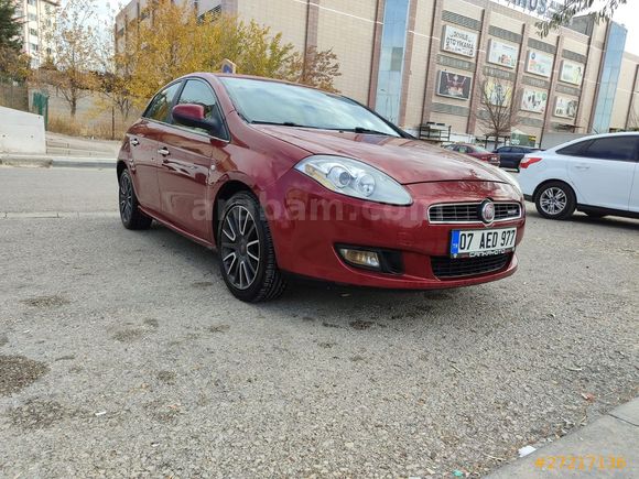 Temiz, bakımlı , tek değişenli araç