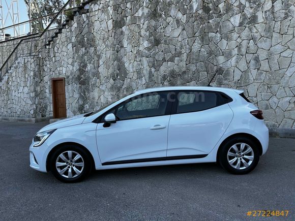 2022 RENAULT CLİO 1.0SCE JOY YETKİLİ SERVİS BAKIMLI