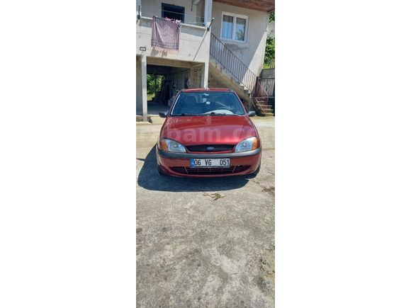 Sahibinden Ford Fiesta 1.25 Flair 2000 Model