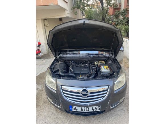      2011 Opel Insignia 1.6T Cosmo  Değişensiz