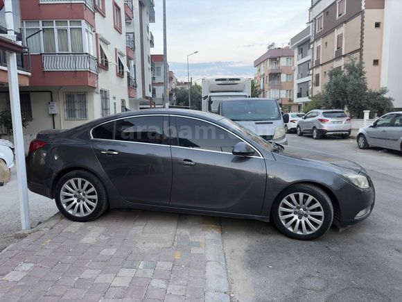      2011 Opel Insignia 1.6T Cosmo  Değişensiz