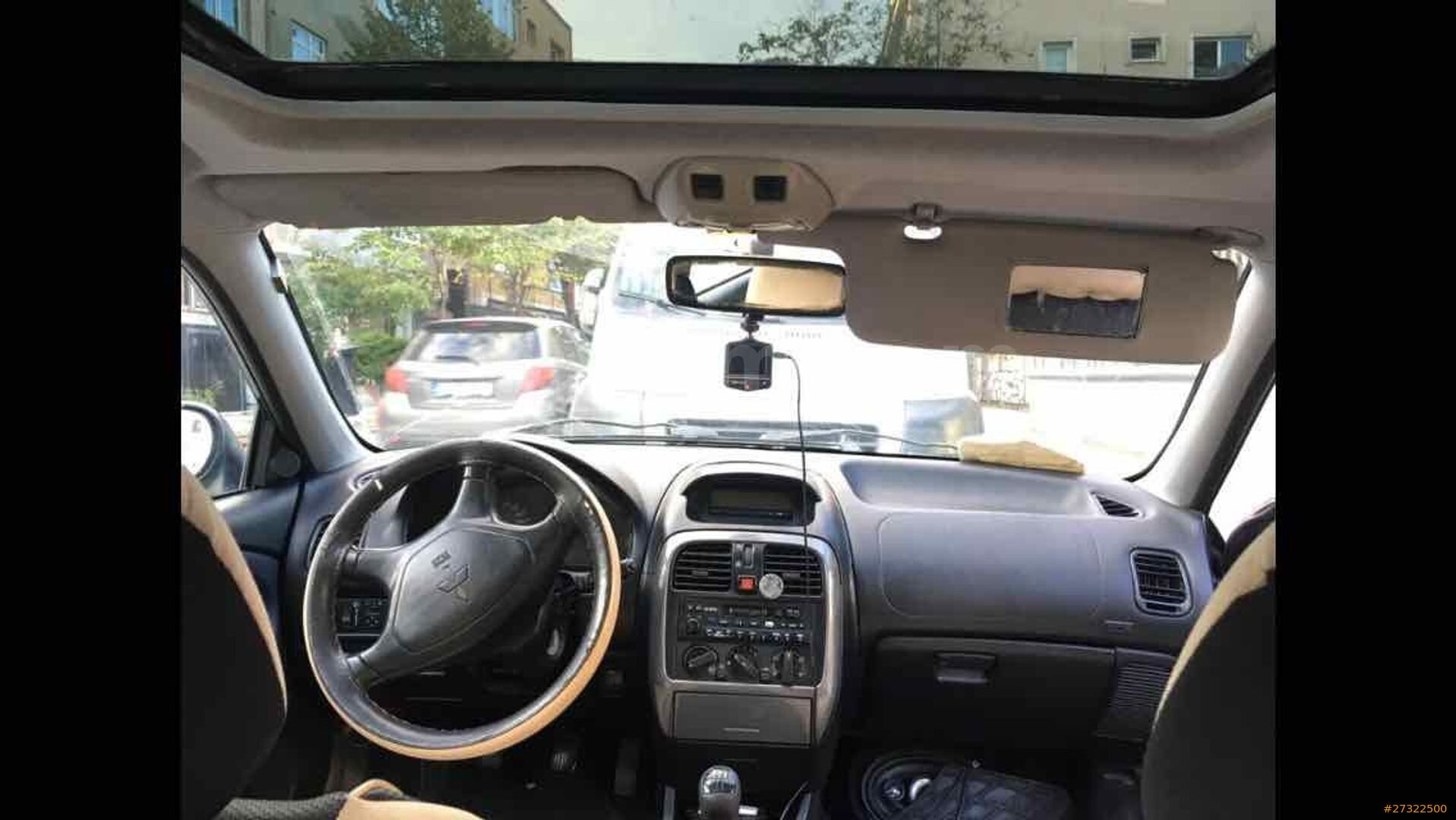 Sahibinden Mitsubishi Carisma 1.6 Avance 2000 Model Bursa 440.000 km Siyah 3