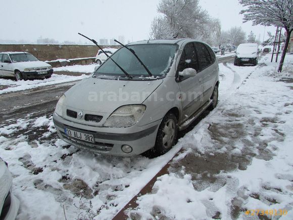 Sahibinden Renault Scenic 1.9 dCi Dynamique 2004 Model