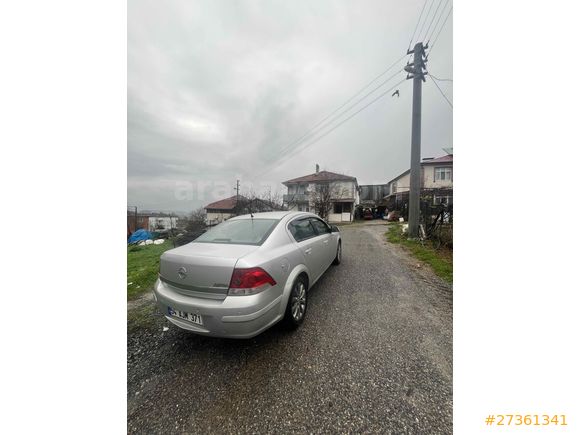 Sahibinden Opel Astra 1.6 Enjoy 111.Yıl 2010 Model