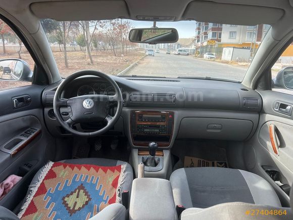 Tek Parça Boyalı Passat 1.9 TDi Comfortline 2004 Model 