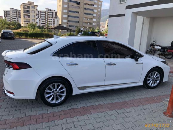 Memurdan ekonomik masrafsız Corolla