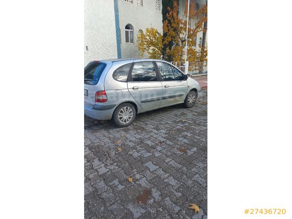 Sahibinden Renault Scenic 1.6 RXE 2000 Model
