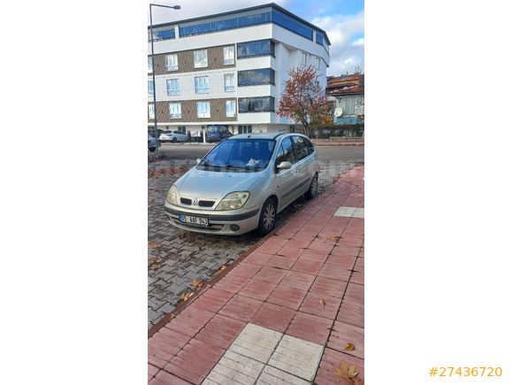Sahibinden Renault Scenic 1.6 RXE 2000 Model