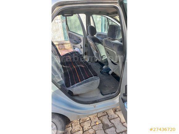 Sahibinden Renault Scenic 1.6 RXE 2000 Model