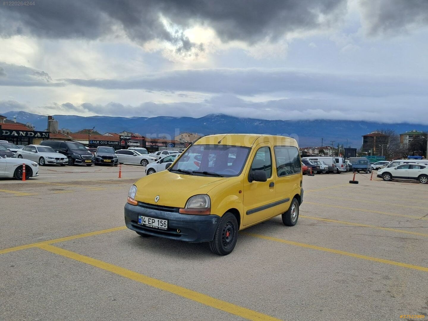 Galeriden Renault Kangoo 1.9 D 2000 Model Bolu 212.385 km Sarı 3