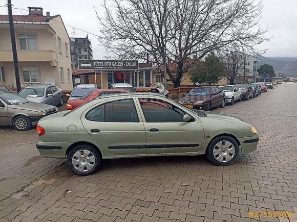 Galeriden Renault Megane 1.6 RTE 2001 Model Çanakkale