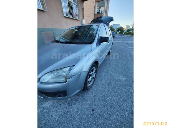 Sahibinden Ford Focus 1.6 Ghia 2005 Model