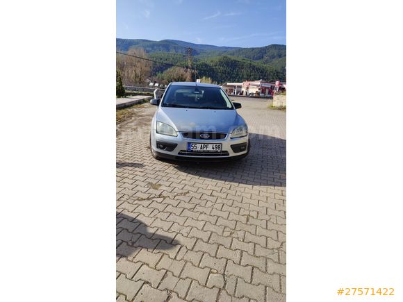 Sahibinden Ford Focus 1.6 Ghia 2005 Model