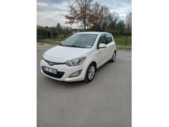 Sahibinden Hyundai i20 1.2 D-CVVT Sense 2014 Model