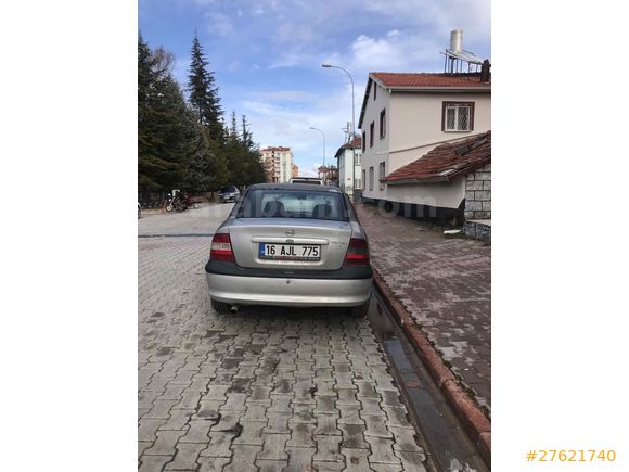  Opel Vectra 2.0 GLS 1996