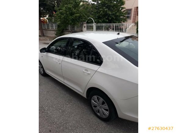 Sahibinden Skoda Rapid 1.6 TDI Spaceback Ambition 2015 Model
