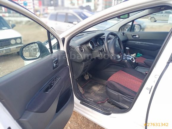 SAHİBİNDEN 5008 2011 1.6 HDI Peugeot premium pack