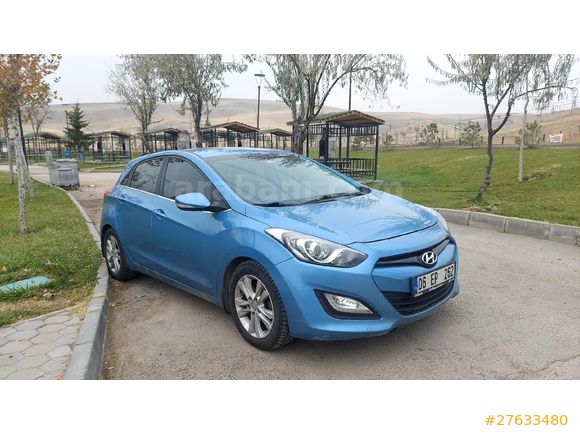 Sahibinden Hyundai i30 1.6 CRDi Style 2013 Model