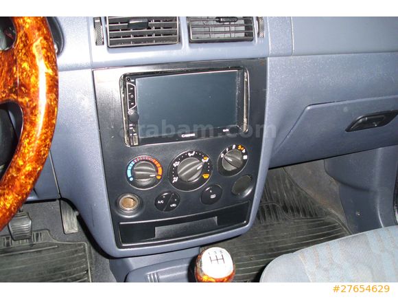 FORD CONNECT 1.8 TDCİ DELUXE  CAMLI KOLTUKLU KLİMALI