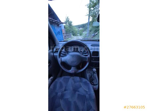 Sahibinden Renault Clio 1.4 2001 Model