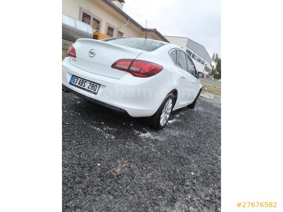 33 binde aile arabası 1.4turbo