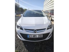 33 binde aile arabası 1.4turbo