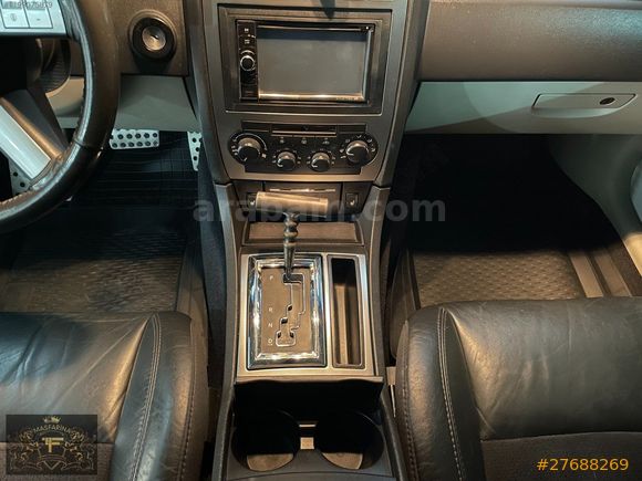 CHRYSLER-- 6100 CC-- SRT8-- 392HEMI-- ORJ KM