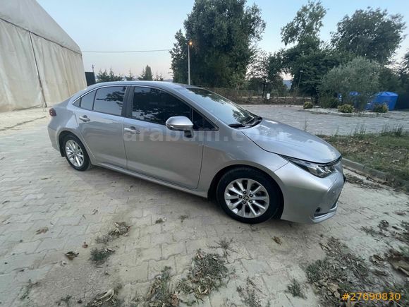 Sahibinden Toyota Corolla 1.5 Dream 2022 Model 