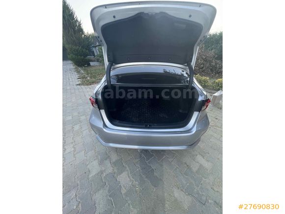 Sahibinden Toyota Corolla 1.5 Dream 2022 Model 