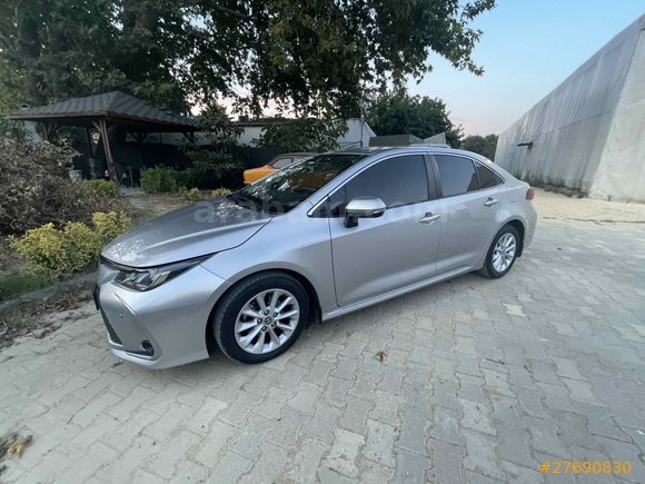 Sahibinden Toyota Corolla 1.5 Dream 2022 Model 