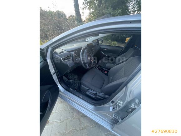 Sahibinden Toyota Corolla 1.5 Dream 2022 Model 